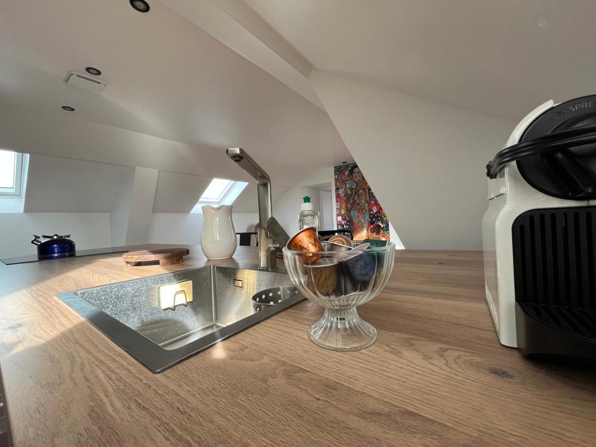 شقة Sur Les Toits De Fontainebleau - Hypercentre المظهر الخارجي الصورة